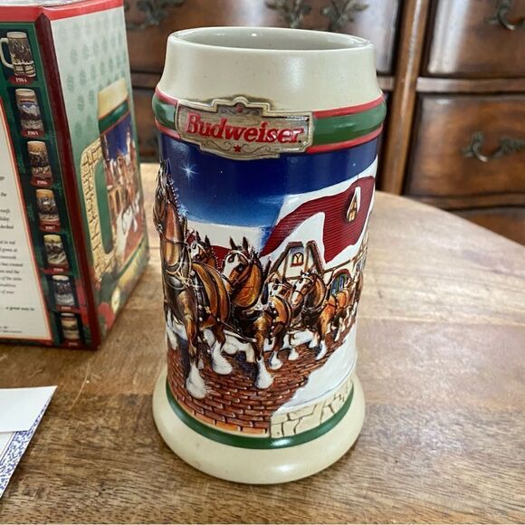 1998 vintage Budweiser Holiday Beer Stein NIB new - Picture 3 of 6